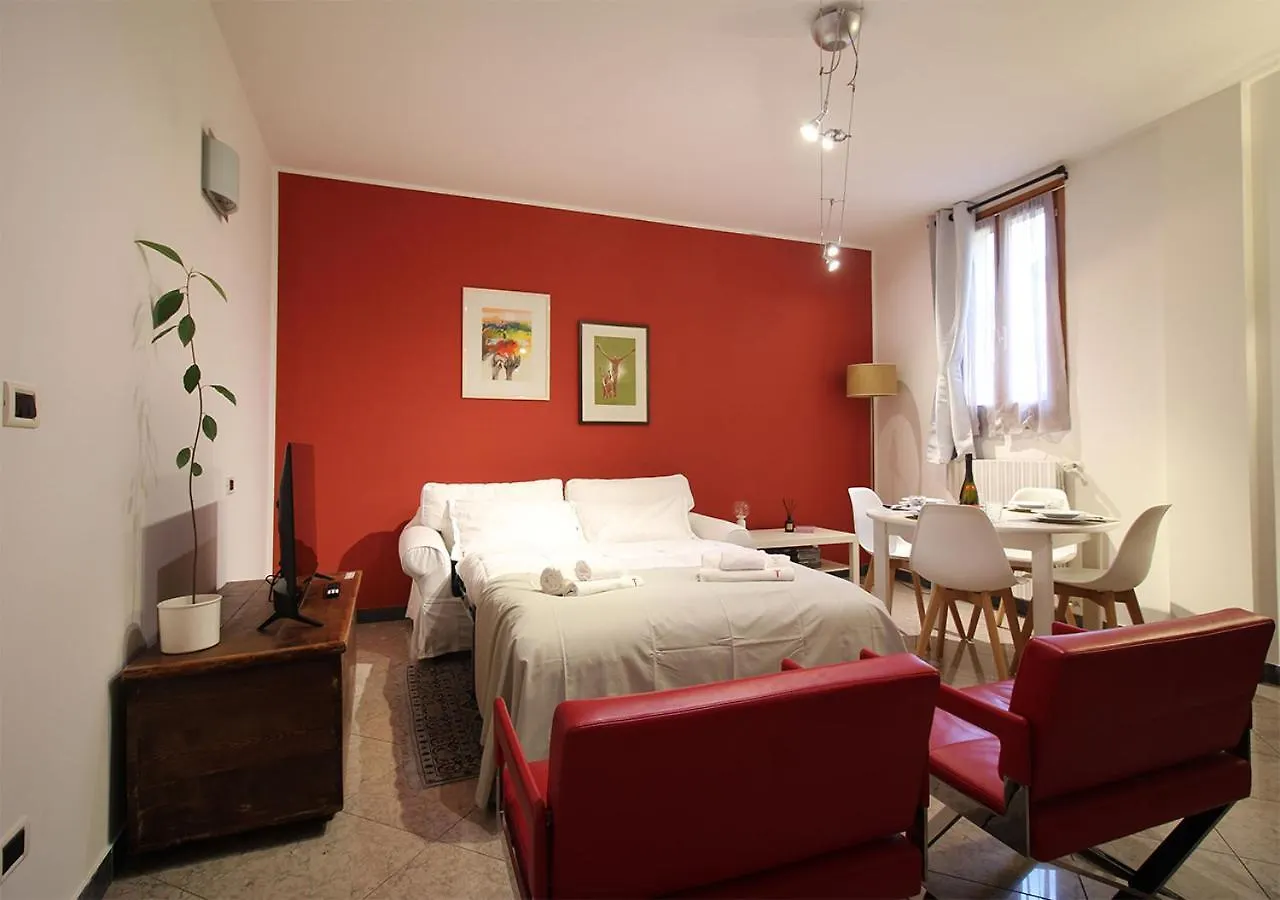 Cozy Apartment In The Heart Of Bologna Italy