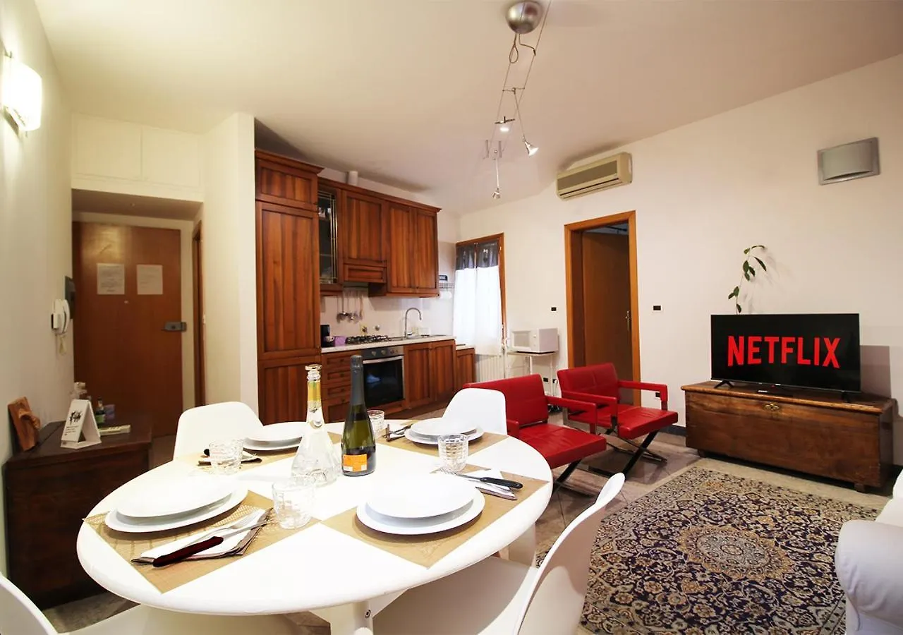 Cozy Apartment In The Heart Of Bologna