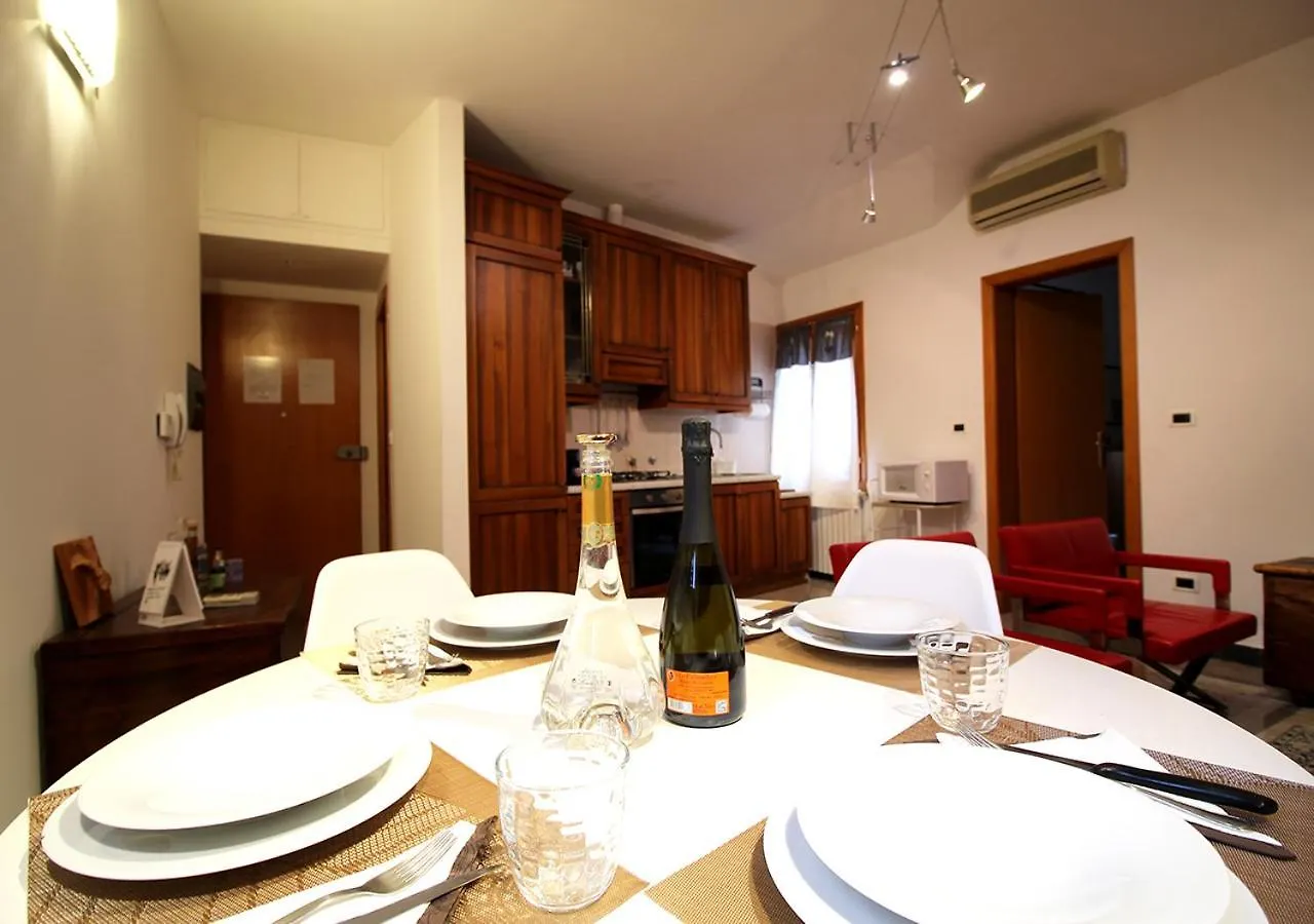 Cozy Apartment In The Heart Of Bologna