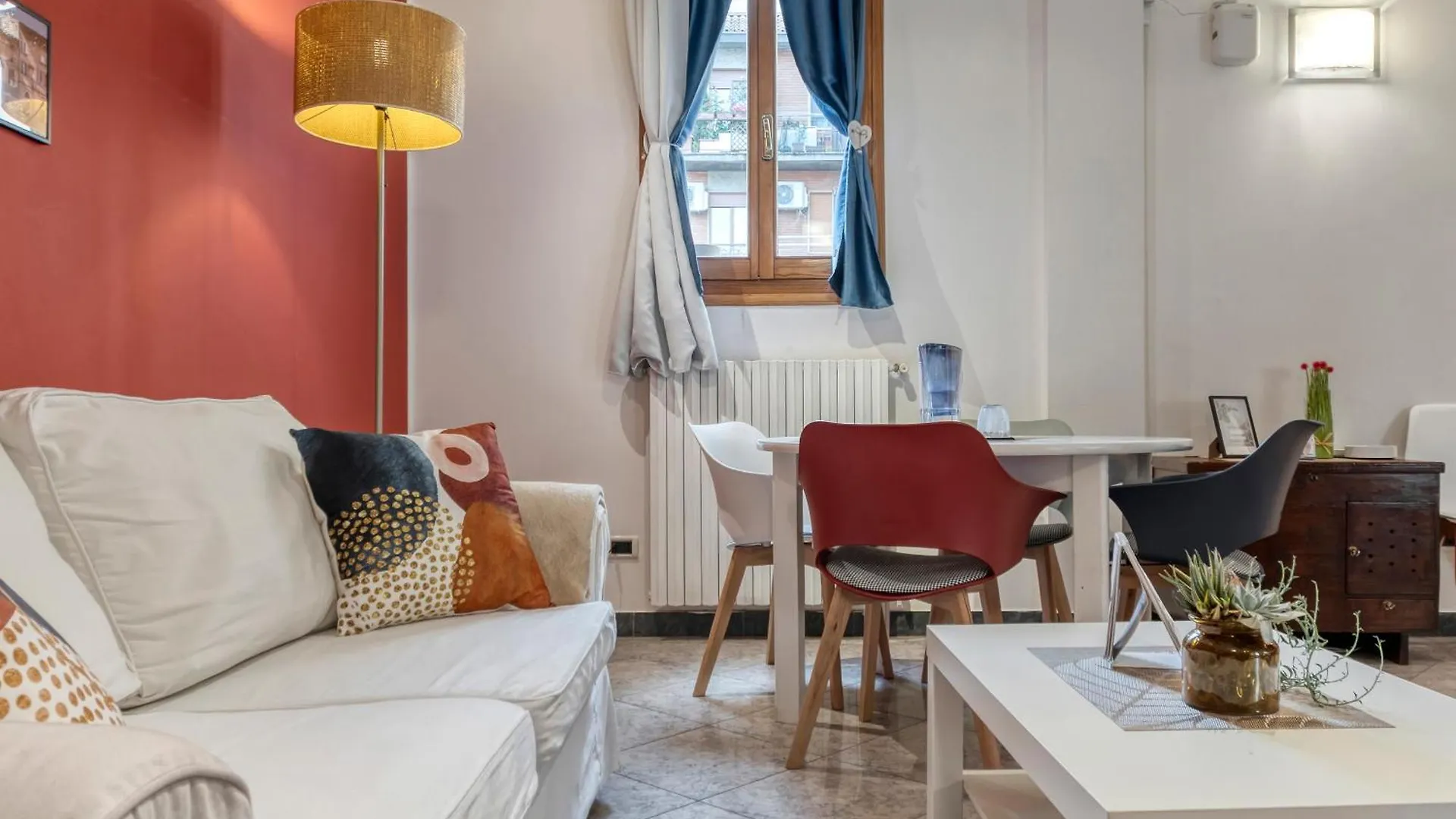 Cozy Apartment In The Heart Of בולוניה