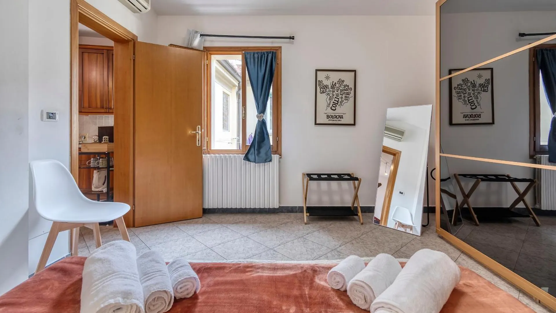 Cozy Apartment In The Heart Of בולוניה