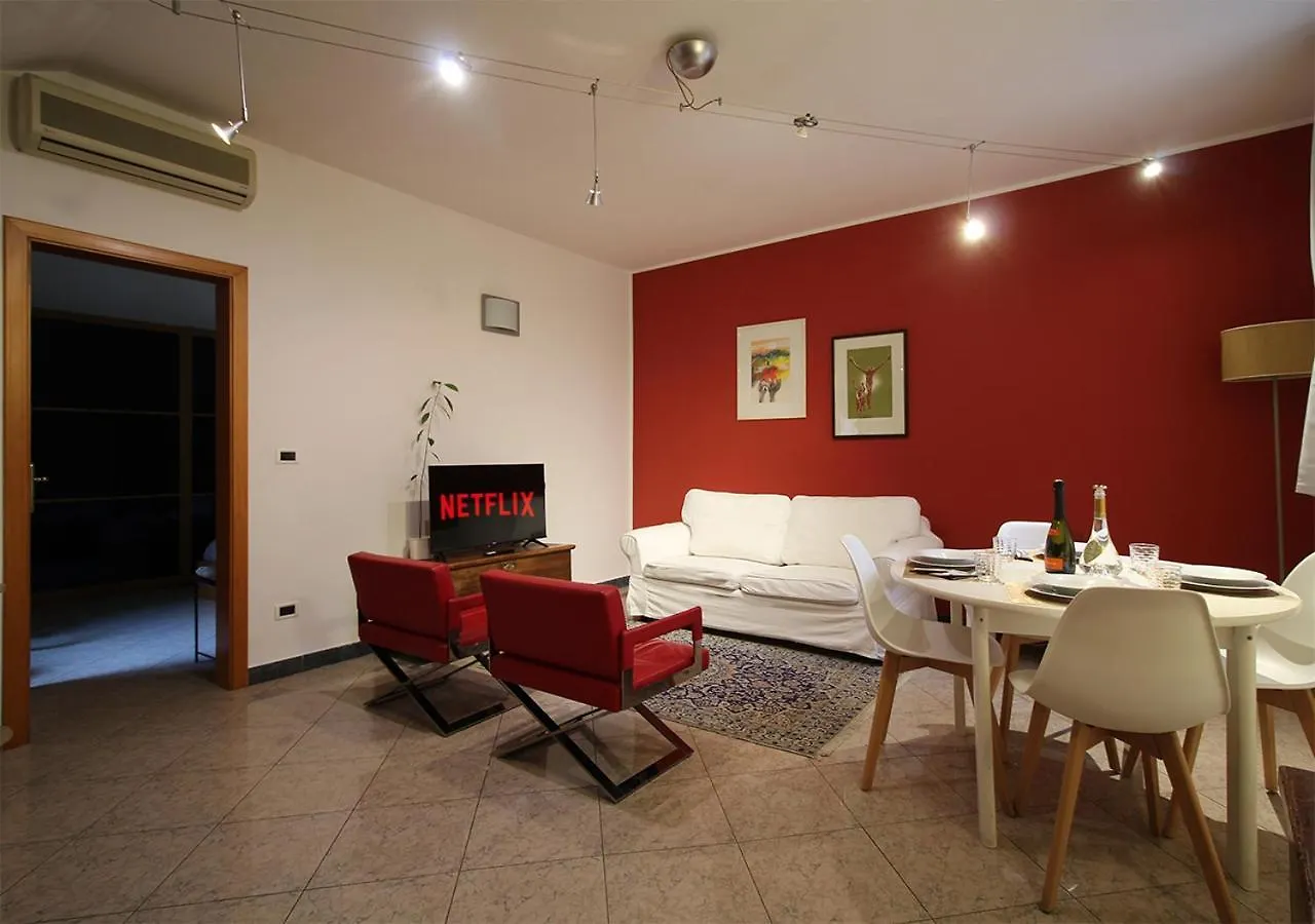 Cozy Apartment In The Heart Of Bolonia